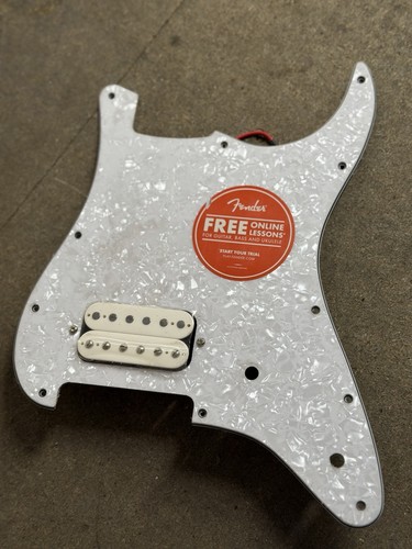 Squier strat loaded pickguard - squier,