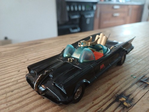 Corgi 267 batmobile excellent - corgi,