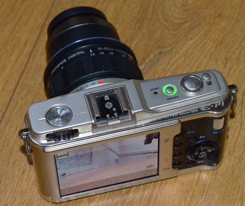 Olympus pen mirrorless - pen,