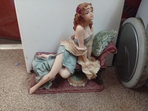 Vintage elegant lady figurine - elegant,