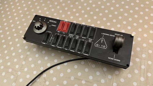 Saitek pro flight - switch, panel