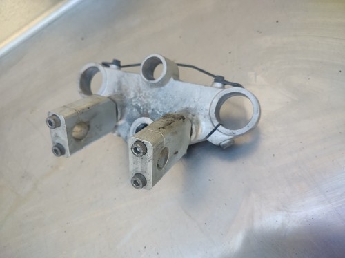 Top triple clamp with bar