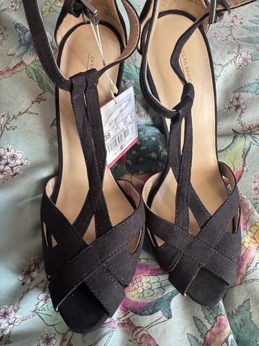 Bnwt zara basic - basic, black