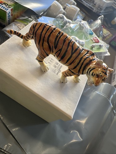 Tiger figure - tiger,