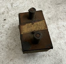 11H 517/ACH 9359 AUSTIN CAMBRIDGE A60, MORRIS OXFORD VI FRONT ENGINE MOUNTING