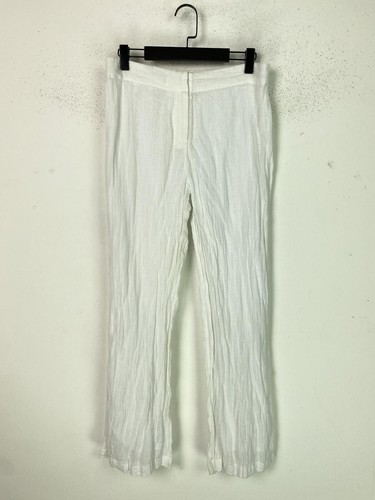 Crea concept white - concept, plain