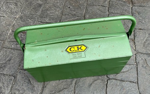Metal cantilever tool box - cantilever,