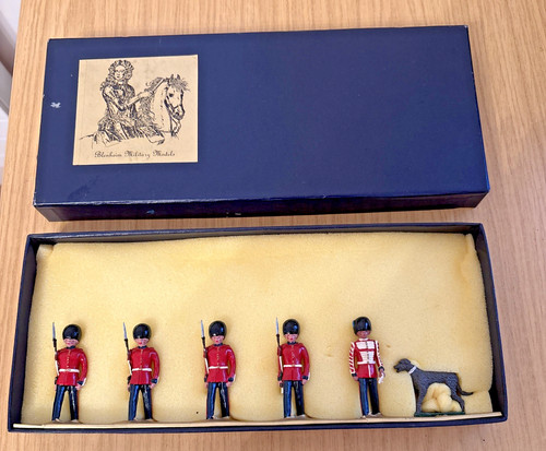 Zk85 blenheim military models - blenheim,