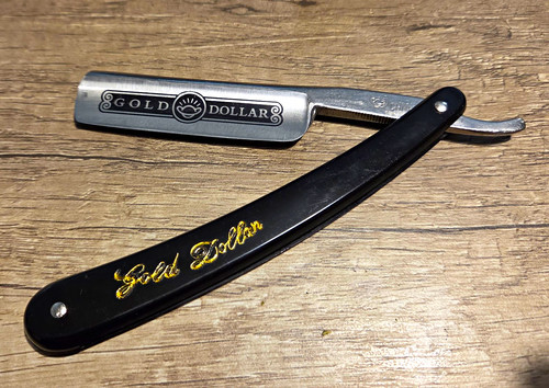 Gold dollar straight razor - straight,