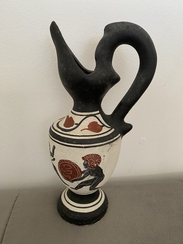 Lovely small pottery - lovely, greek