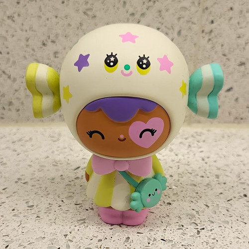 Momiji candy button resin - button,