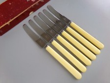 6 Dinner Table Knives. Faux Bone Handle. Stainless Steel. Sheffield. VTG 8.75"