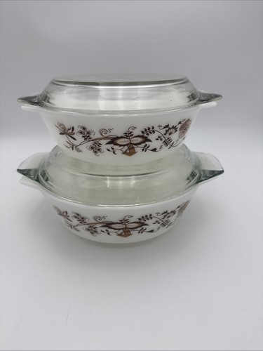 Vintage pyrex casserole dishes - pyrex,
