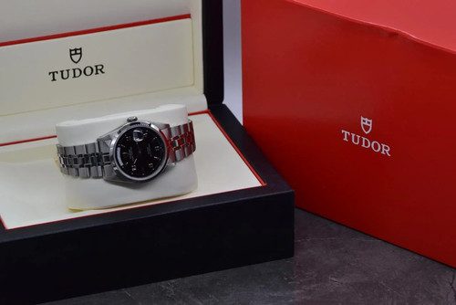 Tudor prince date day - date,