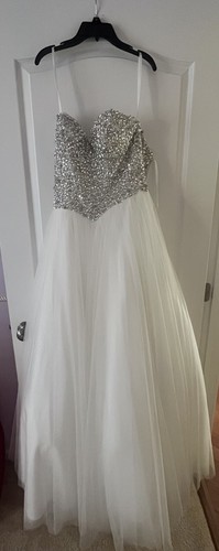 Jovani ball gown size white - 4,