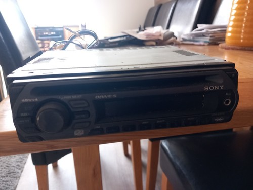 Sony in car - fm/mw/lw,