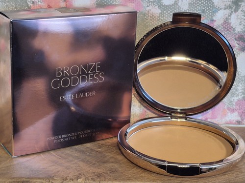 Estee lauder medium - 03, deep