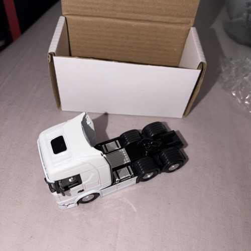Oxford diecast scale - 1/76,
