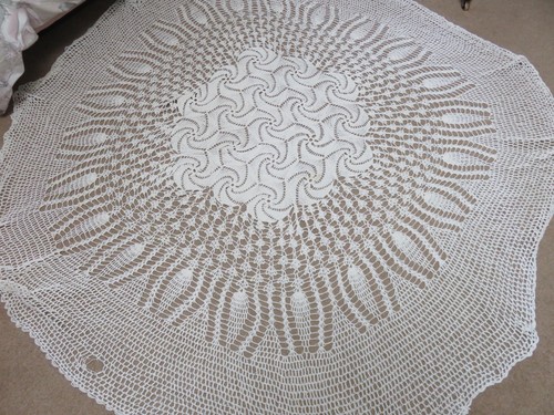 Vintage hand made ivory doily - hand,