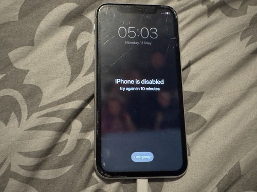 Apple iphone 64gb - xr,