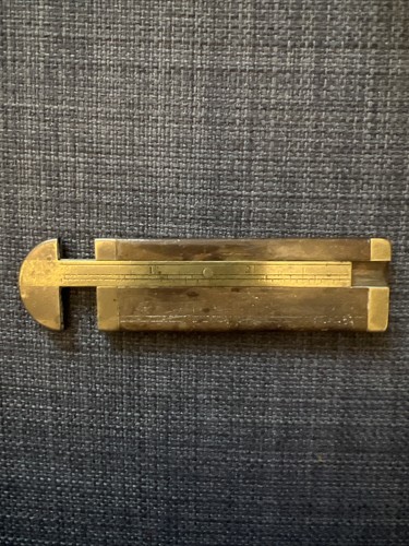Antique brass boxwood - antique,
