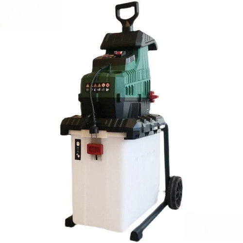 Wood shredder for leaves and - for,
