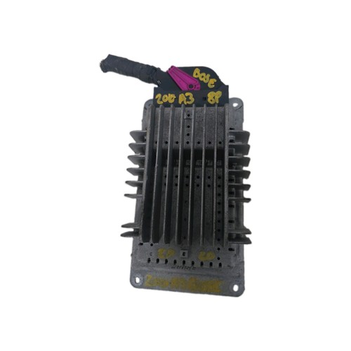 Audi 2010 bose - 8p, amplifier