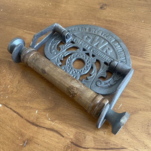 Cast iron antique style wall - iron,