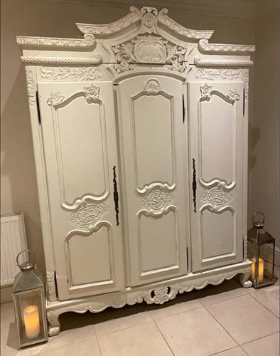 Beautiful vintage hand painted