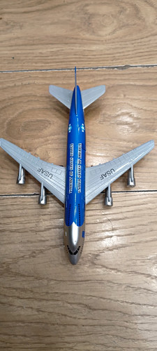 Boeing 747 aircraft model - 747,