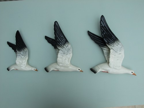 Beswick flying gull seagull - gull,