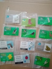 12 x RSPB pin badges - Mixed collection, subject and cards.