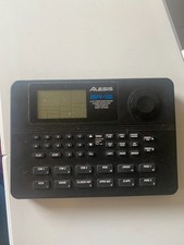 Alesis SR-16 Drum Machine for