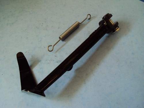 Genuine triumph prop - triumph, stand