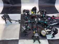 1:18 American Diorama 76554 7 figure Mercedes F1 Pit Crew Set#2 - Decals Applied