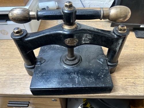 Antique cast iron - cast,