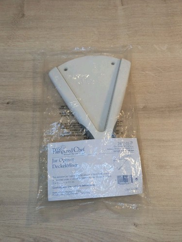 The pampered chef jar - the,