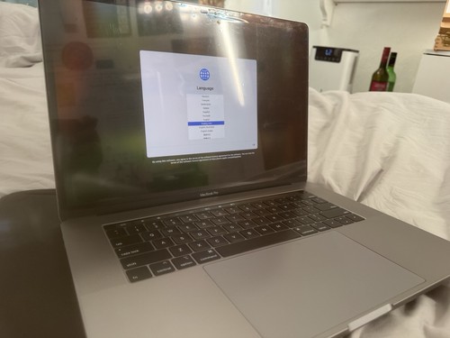 2018 apple macbook pro - apple,