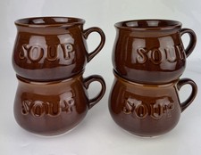 Vintage Retro Set of 4 Ceramic