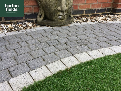 Paving cobble setts grey - paving,