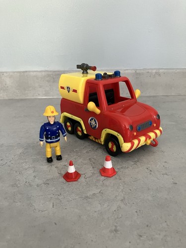 Fireman sam venus fire - fireman, truck