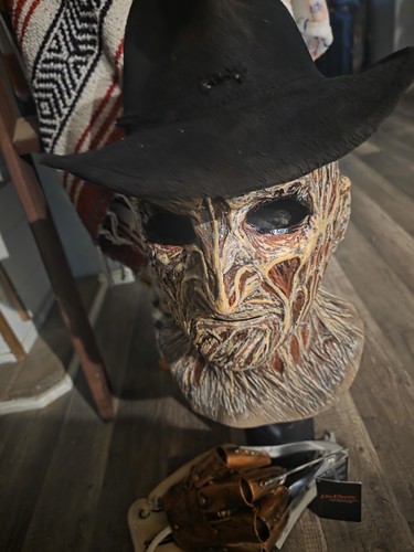 Freddy krueger trick treat - krueger,