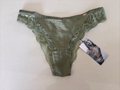 Bnwt rosie miami - miami, silk