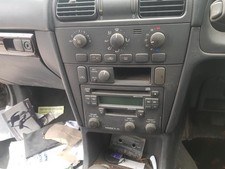 Volvo v40 mk1 radio - volvo,