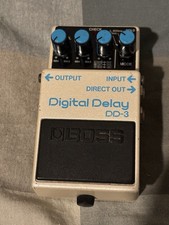 BOSS DD-3 DIGITAL DELAY MADE IN JAPAN BLUE LABEL GUITAR PEDAL