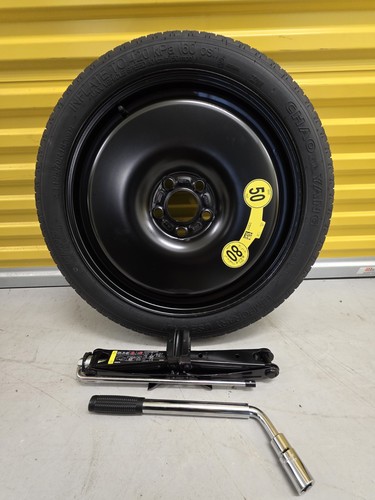 New genuine volvo xc40 - genuine,