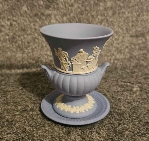 Wedgwood 1970s vase with - 1970s, a