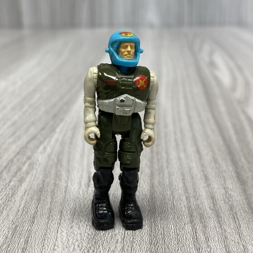 Starcom capt vic - vic, hayes