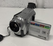 Samsung VP-D20 Mini DV Camcorder Pal  TESTED AND WORKING (CAM ONLY) VGC NO MARKS