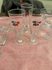 Vintage Cherry B Drinking Glasses X 3 